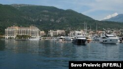 Bogati Rusi uglavnom imaju nekretnine na luksuznim stambenim kompleksima poput tivatskog Porto Montenegra (na fotografiji), budvanske Zavale, hercegnovskih Portonovi i Luštica bay.