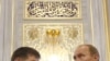 Владимир Путин с Рамзаном Кадыровым в новой мечети имени Ахмата Кадырова
