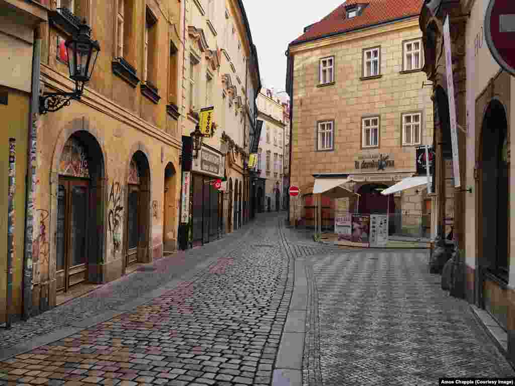 Empty lanes in the heart of Prague&#39;s historic tourist district.&nbsp;
