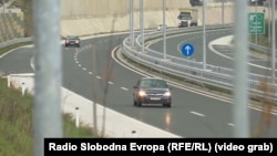 Az újonnan épített autópálya egy szakasza Bosznia-Hercegovinában (archív fotó)