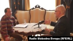 Enis Zebić intervjuira tadašnjeg hrvatskog predsjednika Ivu Josipovića, 2013.