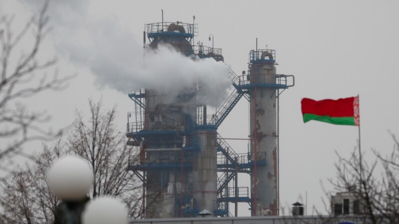 Лукашенко Беларус транзит куурлардан мунай ала баштарын эскертти