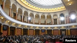 Serbia -- Members of the parliament attend a parliament session in Belgrade, 30Mar2010