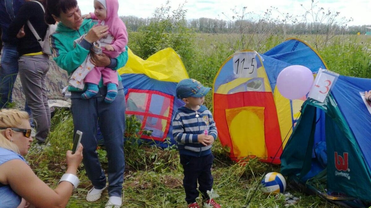 Казань: Соципотечники вновь въехали в палатки в ЖК 