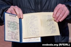 Аляксандар Лобан вучыўся ў Горадні, 16 гадоў працаваў у Нідэрляндах