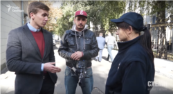 Михайло Ткач та Кирило Лазаревич після інциденту зі Службою безпеки України 2 жовтня 2015 року
