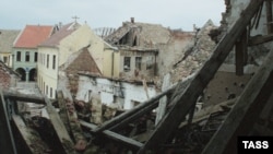 Pogled na razrušeni Vukovar, Hrvatska, 1. svibnja 1993.