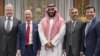 Saudijski prestolonaslednik Mohamed bin Salman (u sredini) sa šefom Amazona Džefom Bezosom (drugi s leva), 9. novembar 2016.