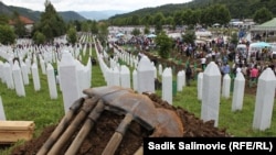 PHOTO GALLERY: Srebrenica Victims Reburied On Anniversary Of Massacre (Archive)