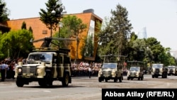 Военный парад в Баку (архив)