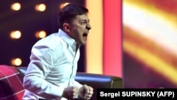 Comicul ucrainean Volodimir Zelensky într-un spectacol la Kiev în martie 2019