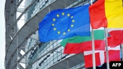 Zastava EU i zemalja-članica