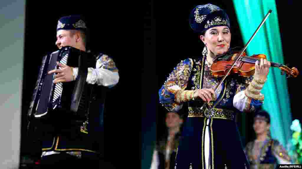 Татарстанның фольклор музыка дәүләт ансамбле чыгышы