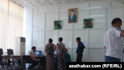 Интернет-кафе. Ашхабад (Иллюстративное фото) 