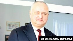 Președintele Igor Dodon în biroul Europei Libere de la Chișinău