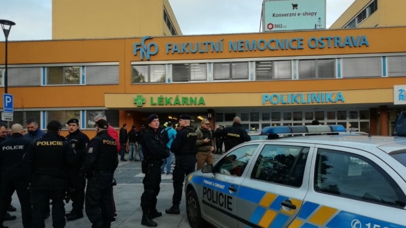 Во пукање во болница во Чешка убиени шест луѓе