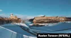 Нарва (л) и Ивангород (п)