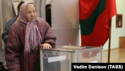 Архивное фото: выборы президента Приднестровья, 2011 год