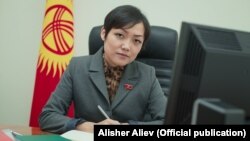 Депутат Аида Касымалиева.