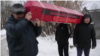 Татфондбанк һәм Интехбанктан акчаларын ала алмаучылар Путин өчен видео төшергән