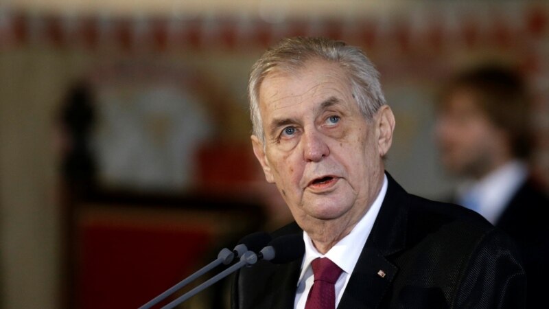 Чехиянын президенти маалымат каражаттарын сынга алды
