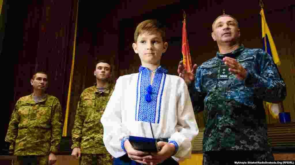 Нагородження кримських активістів за допомогу українським військовим у 2014 році, 13 жовтня 2017 року