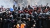 Вірменія: під час сутички демонстрантів з поліцією затримано опозиційного лідера