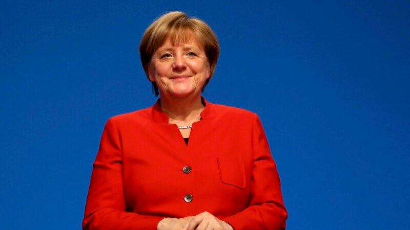 Меркель пообещала искать компромиссы в отношениях с США 