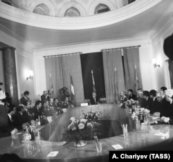 Первый саммит лидеров стран Центральной Азии в Ашхабаде в 1991 году