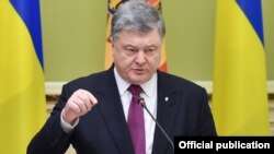 Президент Порошенко наполягає на необхідності розглянути зміни до законодавства щодо заочного правосуддя до кінця цього тижня