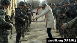 Muxlisa Azizova "Chayon" filmini olish jarayonida