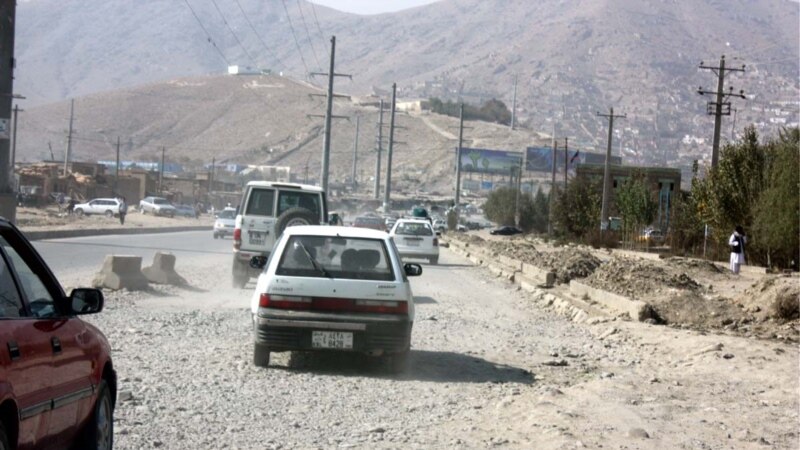 کار سه پروژه احداث و بازسازی سرک ها در کابل آغاز شد
