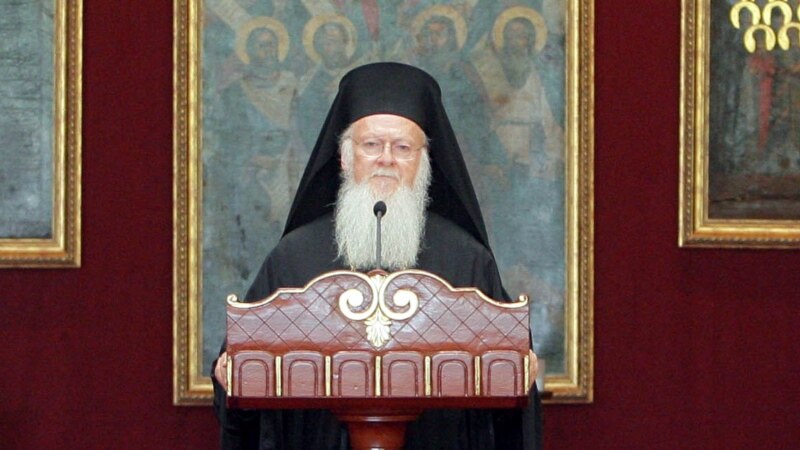Вселенскиот патријарх Вартоломеј повика да запре војната во Украина 