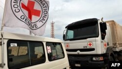 A spokeswoman for the Red Cross says her organization would only be involved in aid deliveries into eastern Ukraine if they were carried out "according to our own principles." (file photo) 