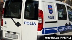 Polis