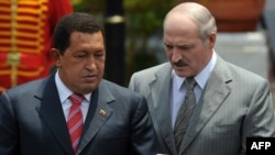 Venezuelan President Hugo Chavez (left) and Belarusian President Alyaksandr Lukashenka agreed on the shipments in March.