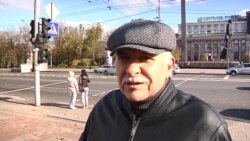 Донеччанин каже, що дивиться програму Володимира Соловйова (який відомий як російський пропагандист), тому в темі українських «реалій»