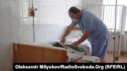 A measles patient is treated in the Odesa region on January 11.