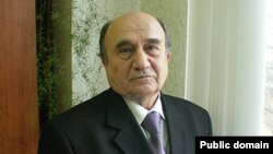  Шагыйрь Илдус Гыйләҗев (1946-2018) 