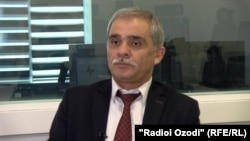 Karomat Sharifov, an outspoken Tajik migrant leader, was stripped of his Russian citizenship and deported to Tajikistan in 2017.