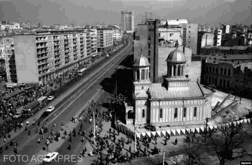 St. John the New Orthodox Church in Bucharest on the move in 1986.