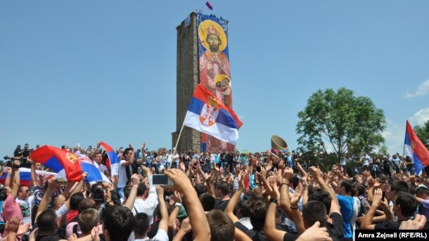 Srbi na Kosovu obeležavaju godišnjicu Kosovske bitke, Gazimestan nedaleko od Prištine, 28. jun 2013.