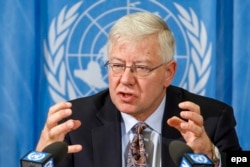 Neal Walker, UN resident coordinator and humanitarian coordinator in Ukraine (file photo)