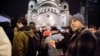 Usvajanje Zakon o vjeroispovjesti u Crnoj Gori povod je protestima i u Srbiji. Jedan je održan i u noći dočeka Nove godine po julijanskom kalendaru (13. januar) ispred Hrama Svetog Save u Beogradu