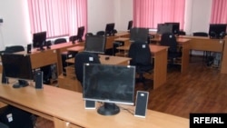 La Liceul de la Râbnița