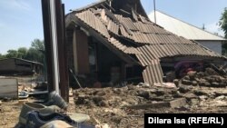 Последствия наводнения в Оргебасе, одном из пострадавших сёл в Мактааральском районе Туркестанской области. 12 мая 2020 года.