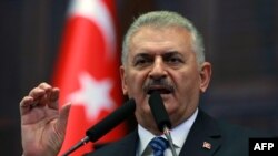 نخست‌وزیر ترکیه می‌گوید که «یکپارچگی سرزمینی سوریه بایستی محترم شمرده شود».
