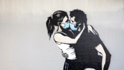 Umjetničko djelo 'Ljubavnici' norveškog umjetnika Pøbela u Brynu