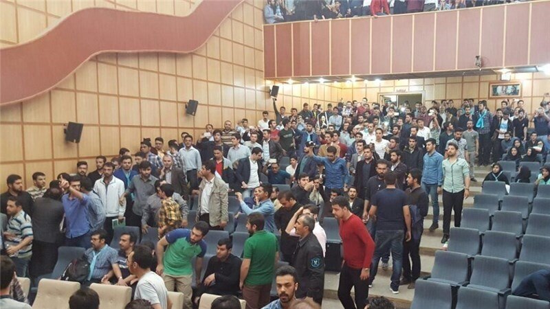 تجمع اعتراضی در دانشگاه تبریز