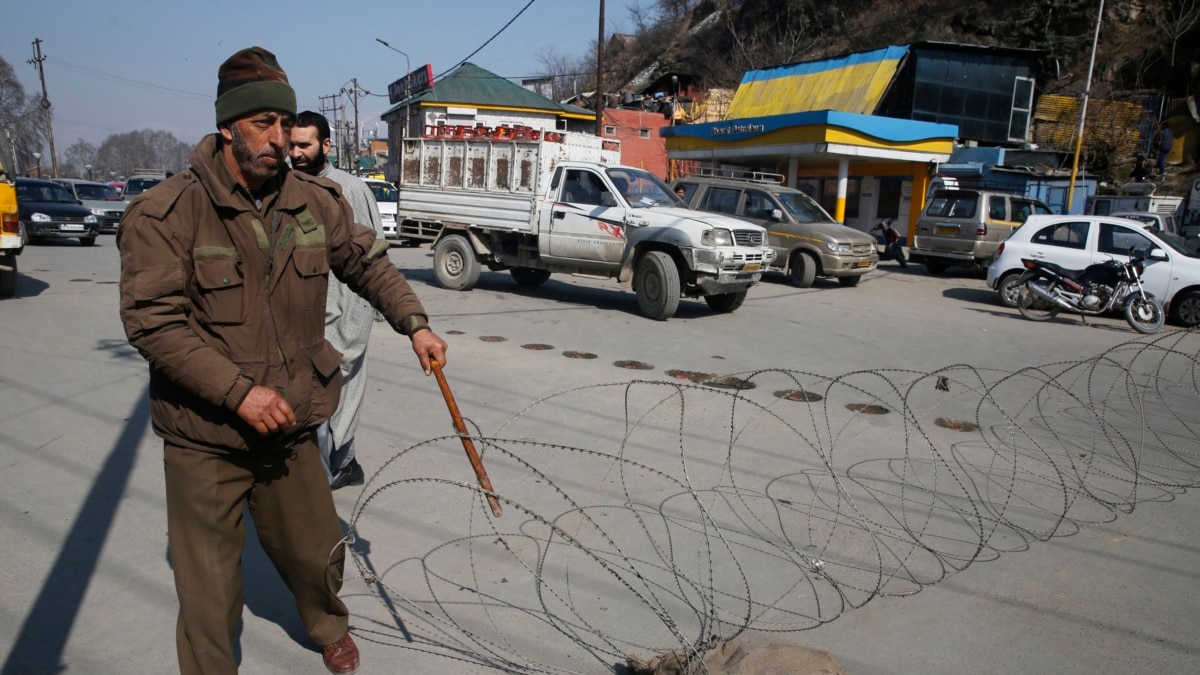 Seven Killed In Kashmir Militant Battle